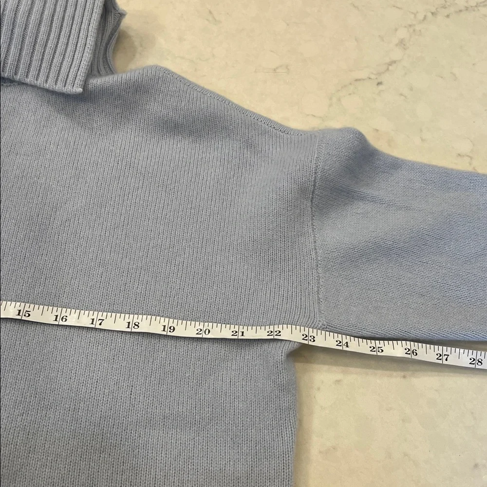 Nordstrom Cashmere‎ Soft Sky Blue Cowl Neck Sweater Size Small